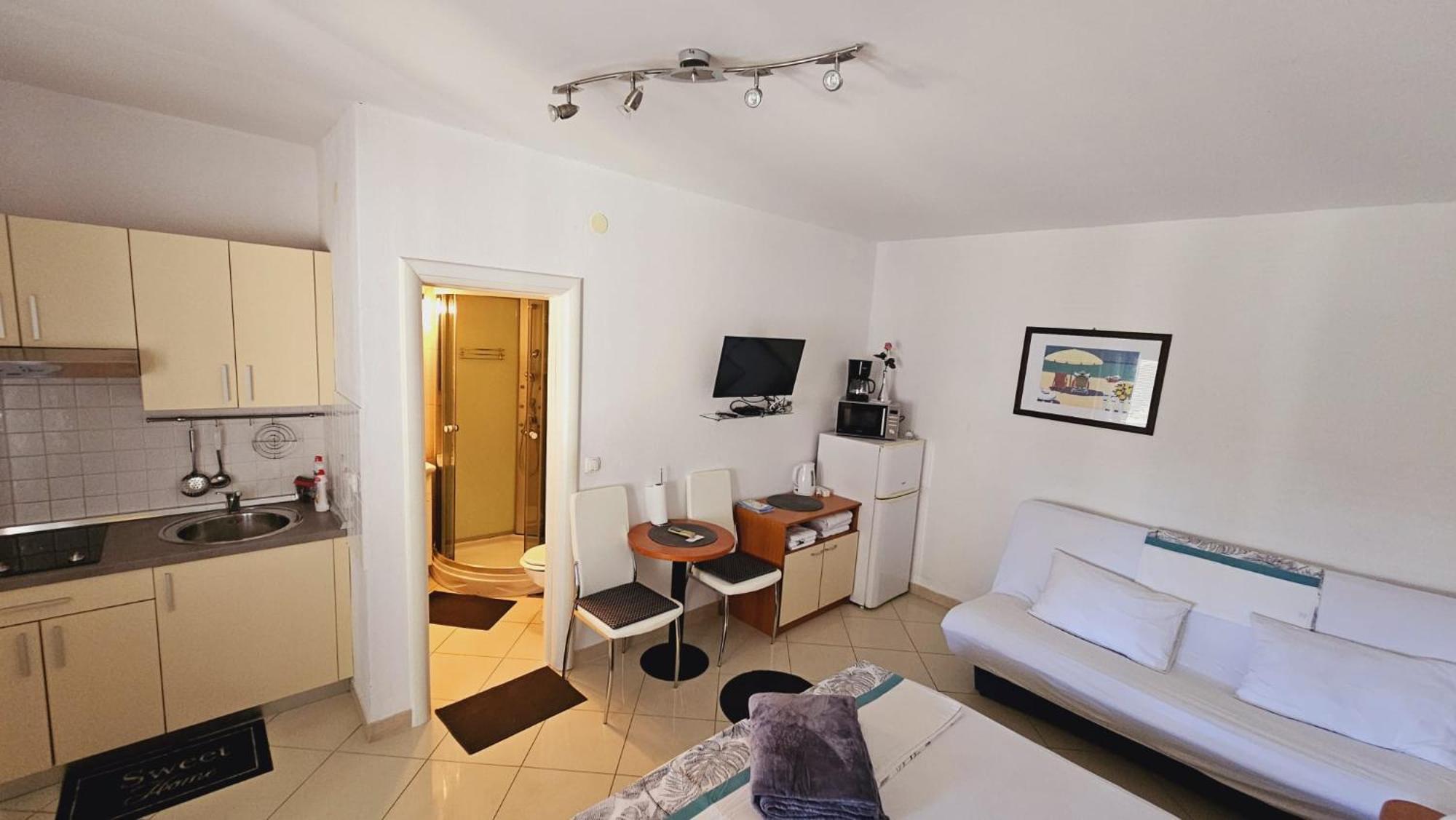 Apartment House Berry Primosten Ngoại thất bức ảnh