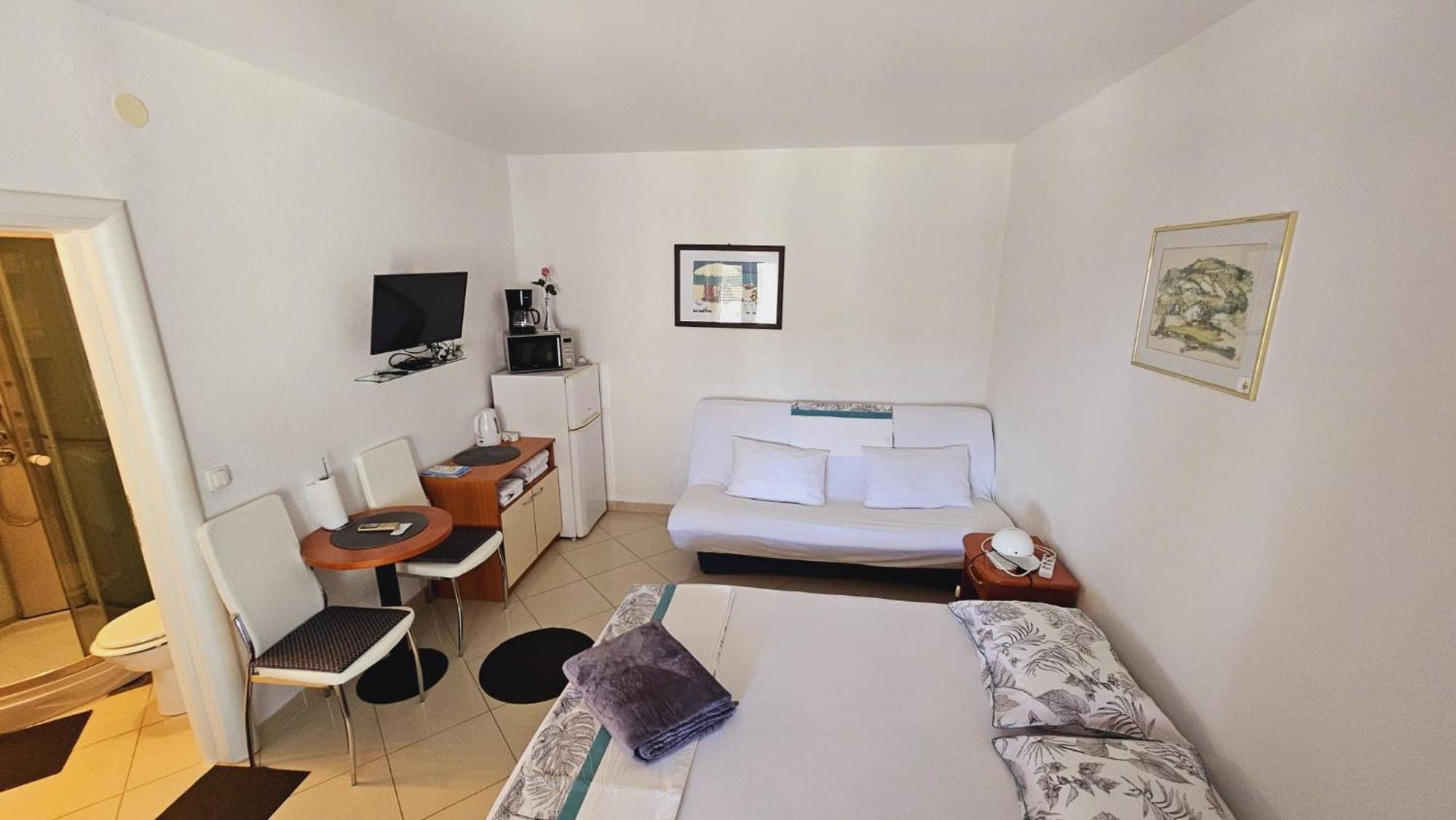 Apartment House Berry Primosten Ngoại thất bức ảnh