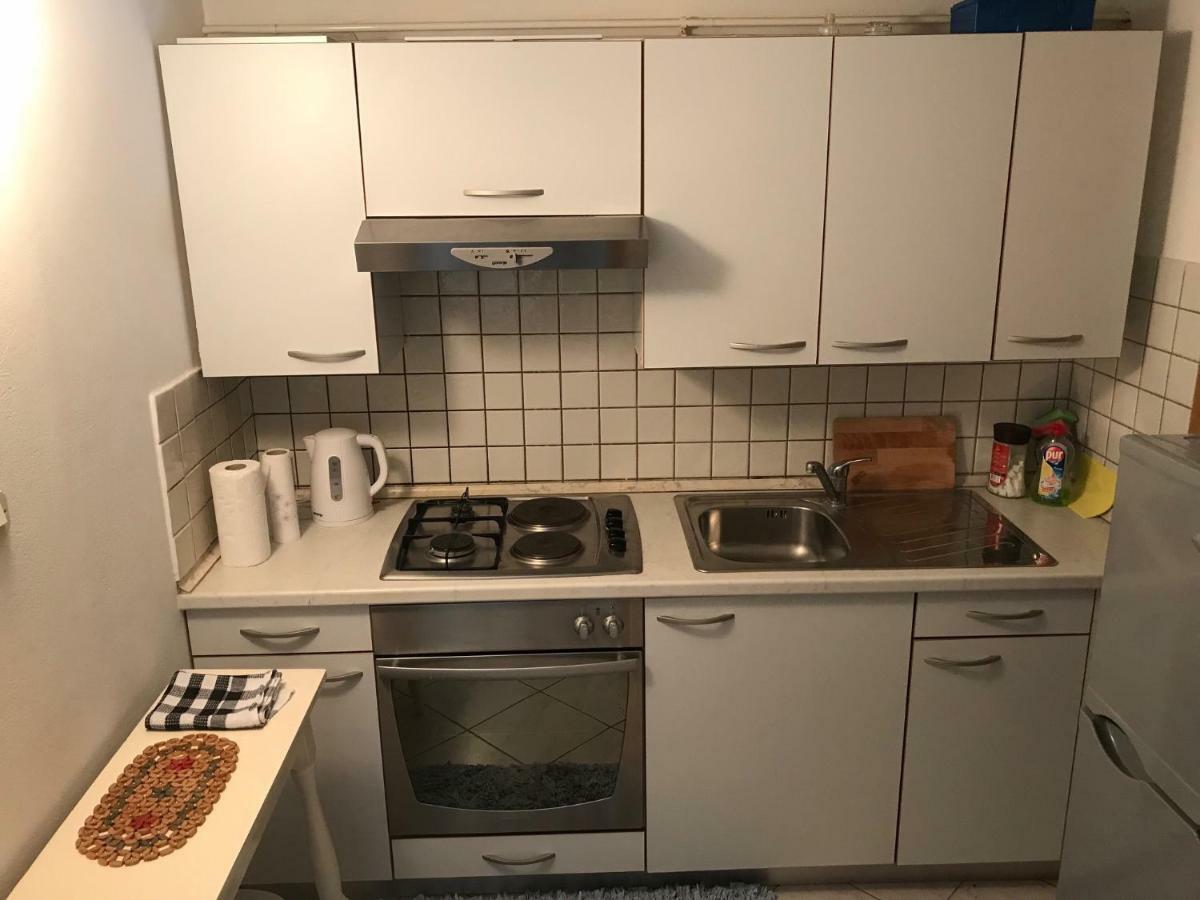 Apartment House Berry Primosten Ngoại thất bức ảnh